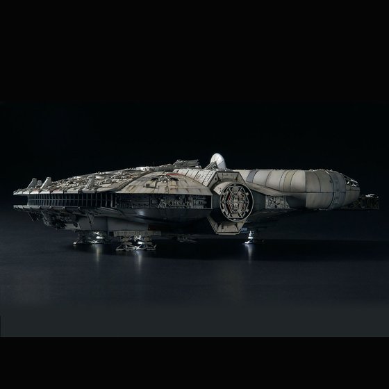 PERFECT GRADE 1/72 MILLENNIUM FALCON [Jul 2021 Delivery] | PREMIUM