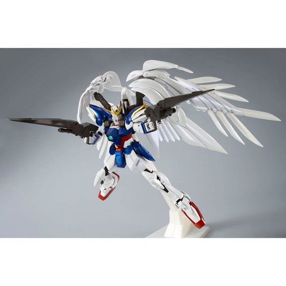 MG 1/100 WING GUNDAM ZERO EW & DREI ZWERG [SPECIAL COATING