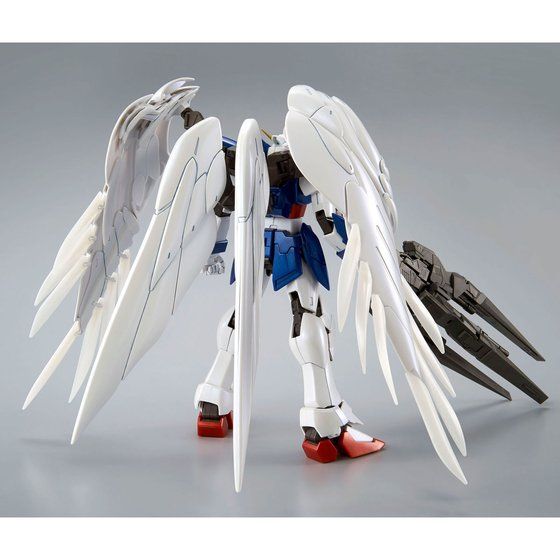 MG 1/100 WING GUNDAM ZERO EW & DREI ZWERG [SPECIAL COATING] | 高達