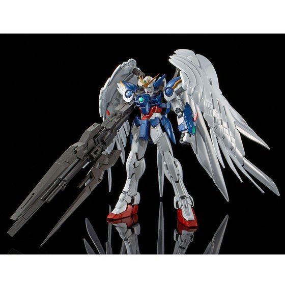 RG 1/144 WING GUNDAM ZERO EW & DREI ZWERG [TITANIUM FINISH