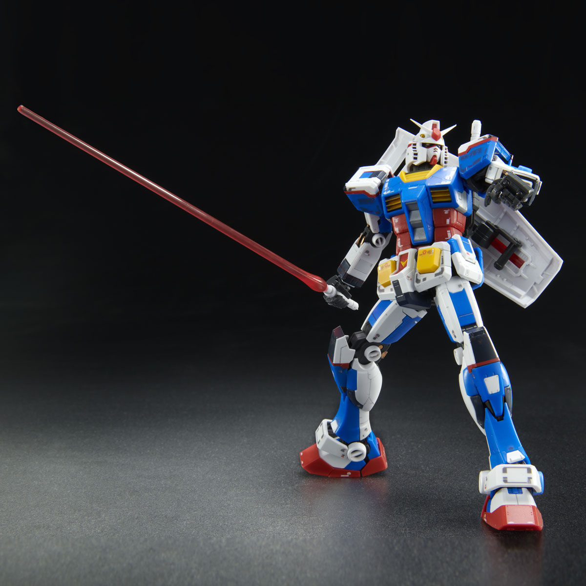 RG 1/144 RX-78-2 GUNDAM (TEAM BRIGHT CUSTOM) [Jan 2022