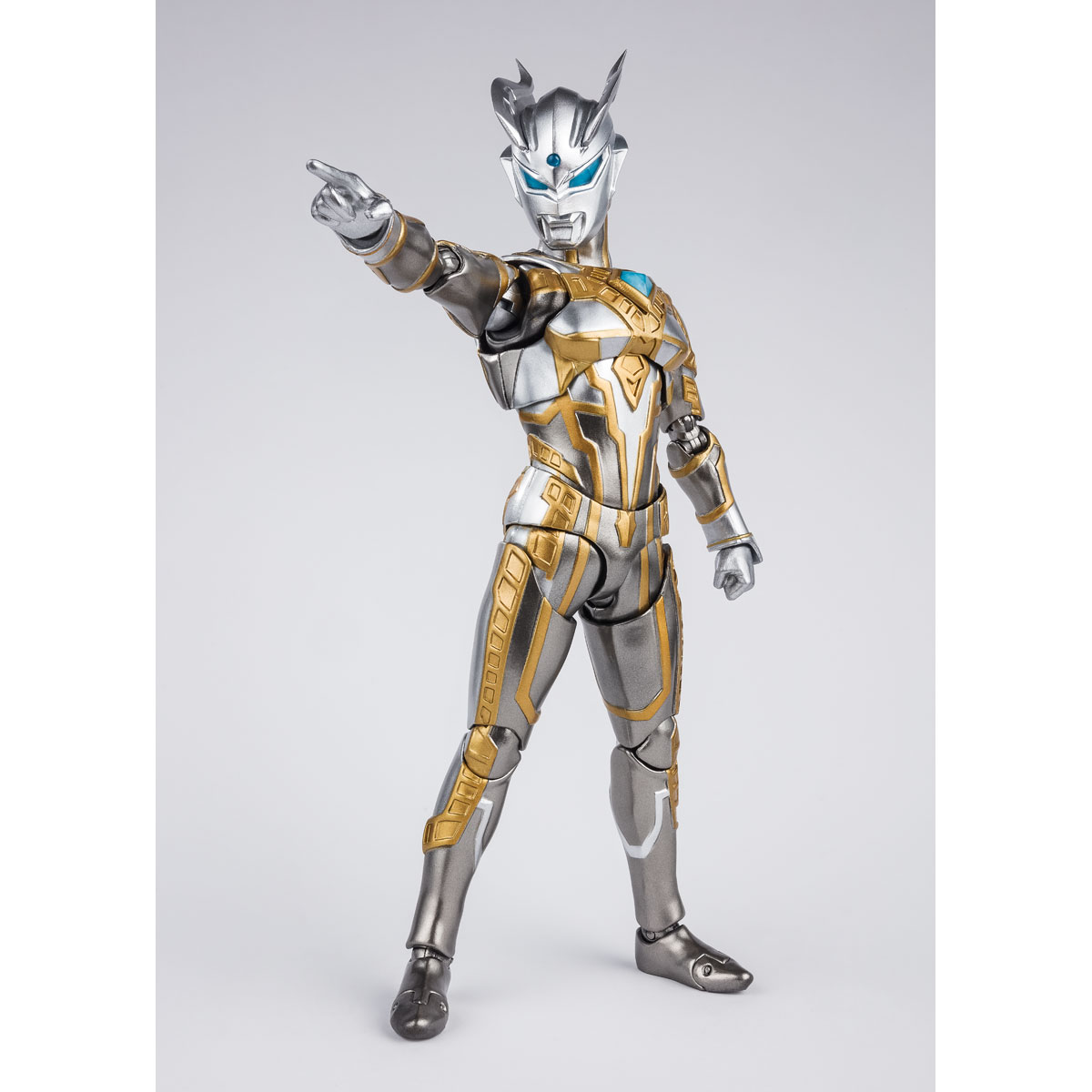 S.H.Figuarts ULTIMATE SHINING ULTRAMAN ZERO | 超人| PREMIUM BANDAI