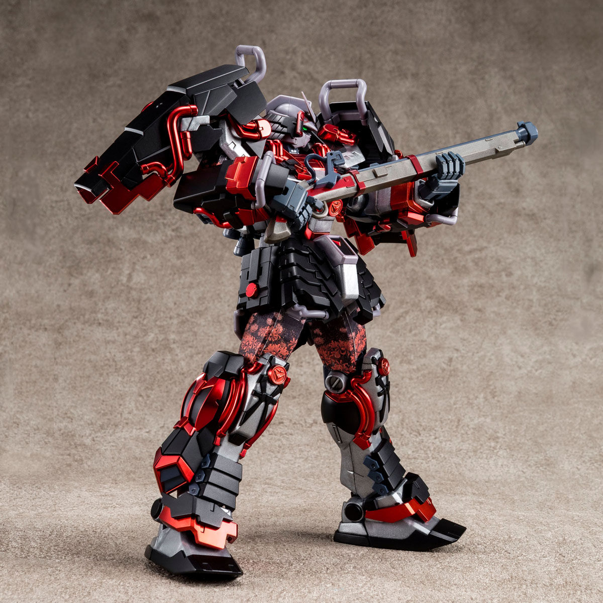 ロボット Shin Musha Gundam Sengoku no Jin MG 1/100 SHIN MUSHA GUNDAM SENGOKU NO JIN BLACK ROBE LARGE ARMOR