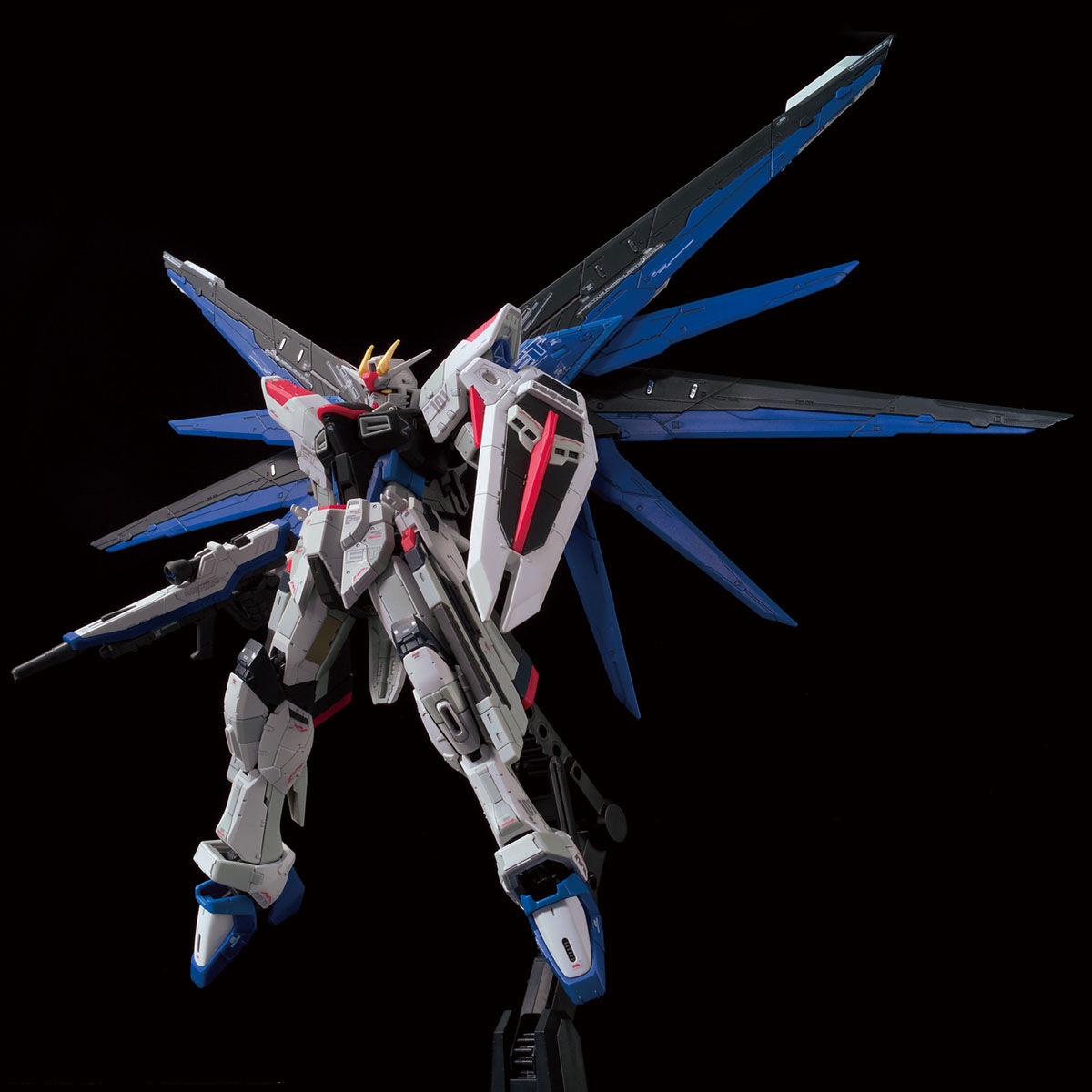 RG 1/144 THE GUNDAM BASE LIMITED ZGMF-X10A FREEDOM GUNDAM Ver.GCP
