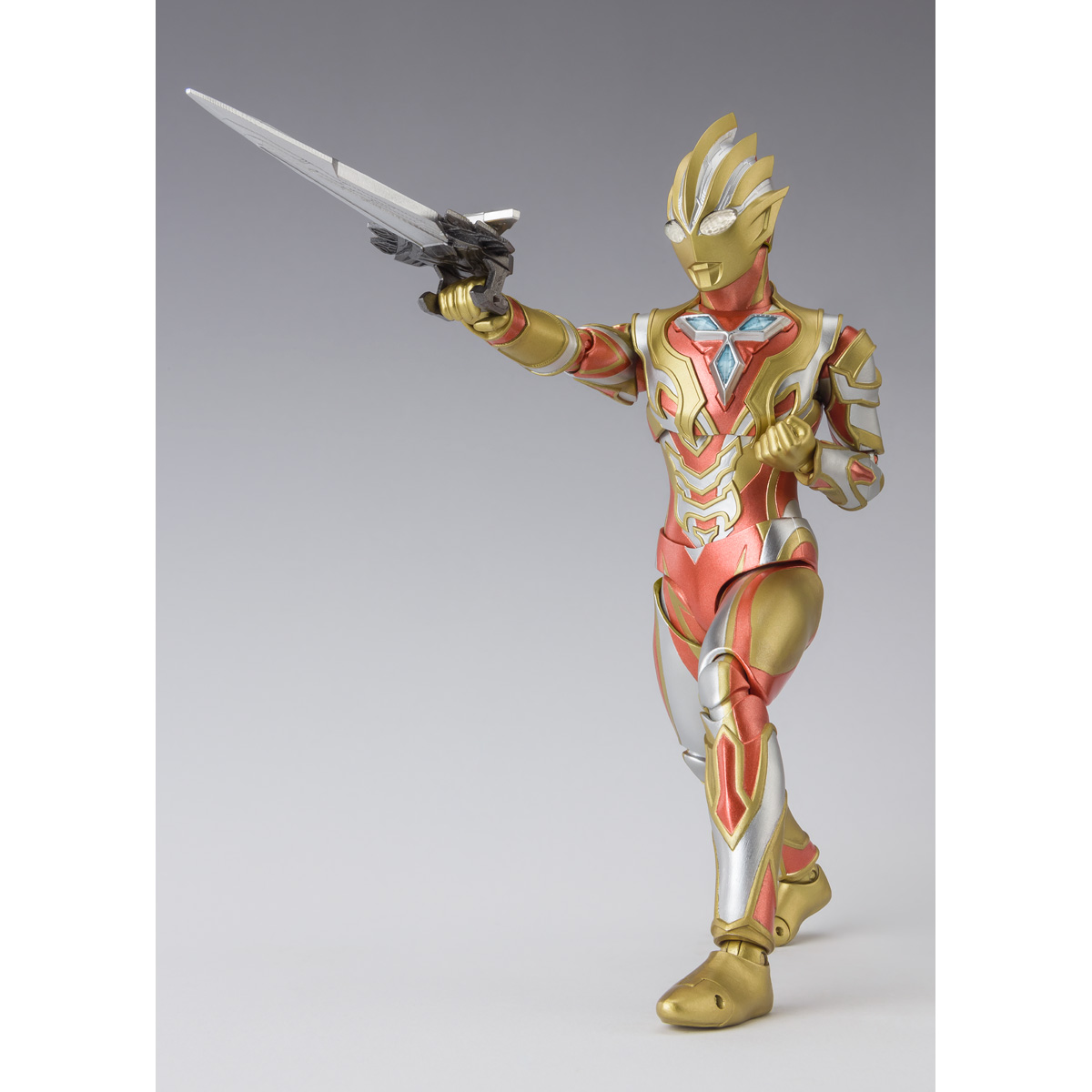 S.H.Figuarts GLITTER TRIGGER ETERNITY | ULTRAMAN | PREMIUM BANDAI