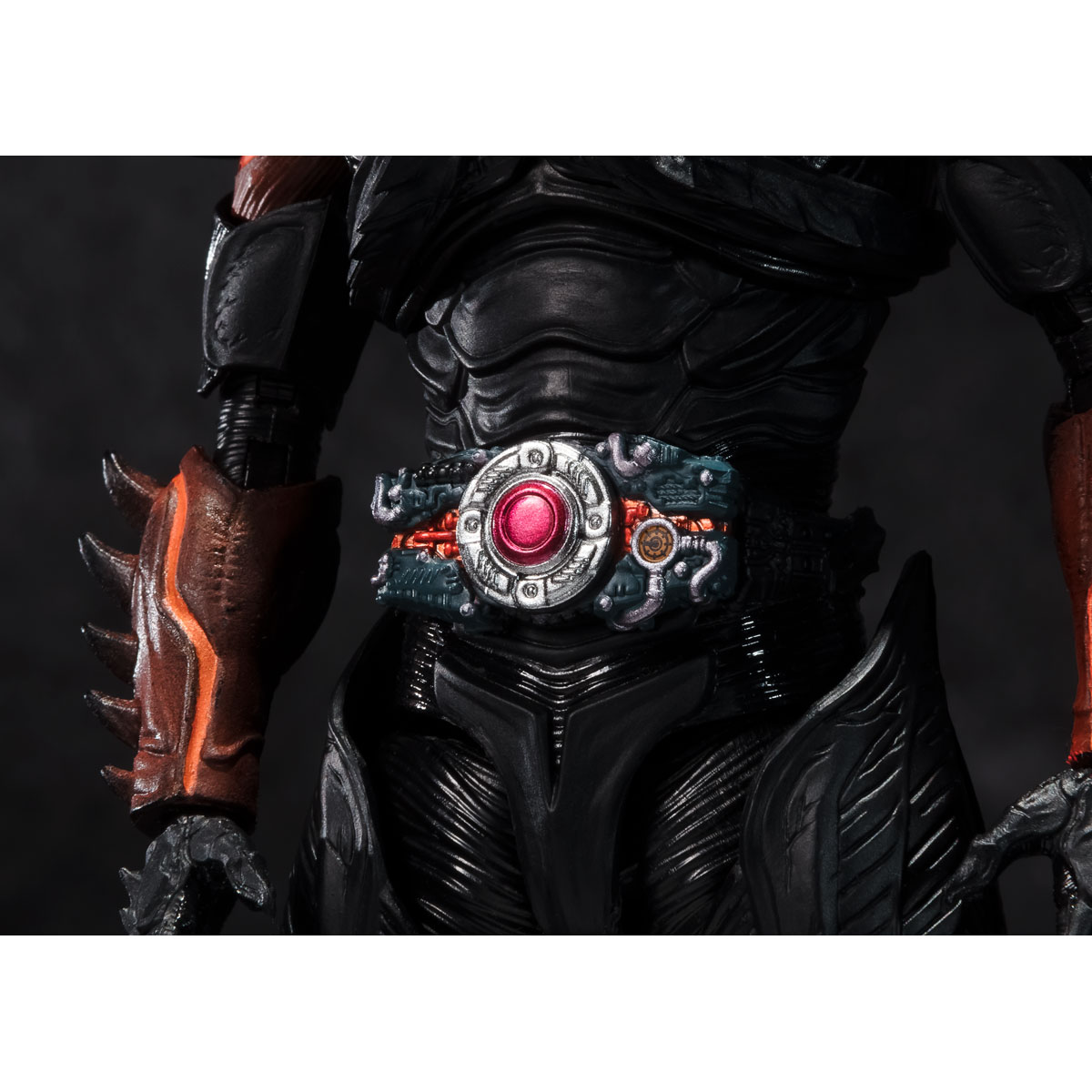 S.H.Figuarts KAMEN RIDER BLACK SUN (FIRST HENSHIN Ver.) | Kamen