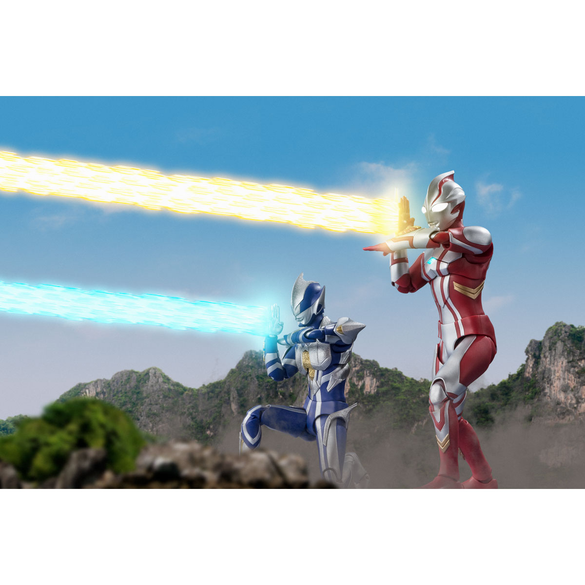 S.H.Figuarts HUNTER KNIGHT TSURUGI | ULTRAMAN | PREMIUM BANDAI