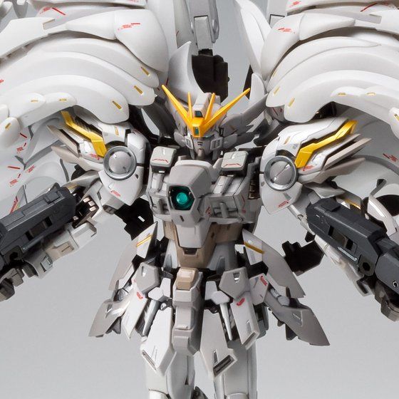 GUNDAM FIX FIGURATION METAL COMPOSITE WING GUNDAM SNOW WHITE