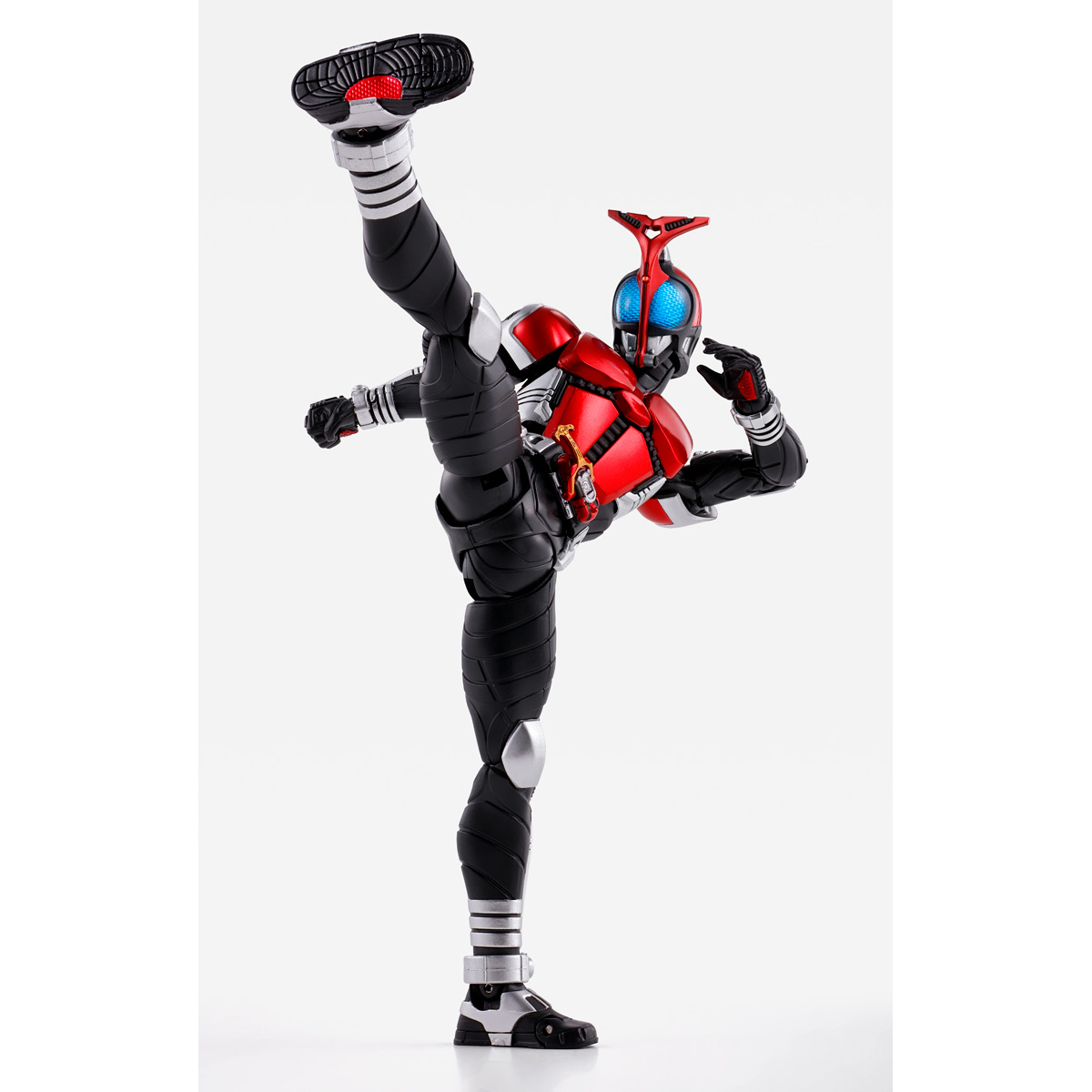 S.H.Figuarts (SHINKOCCHOU SEIHOU) MASKED RIDER KABUTO rider form