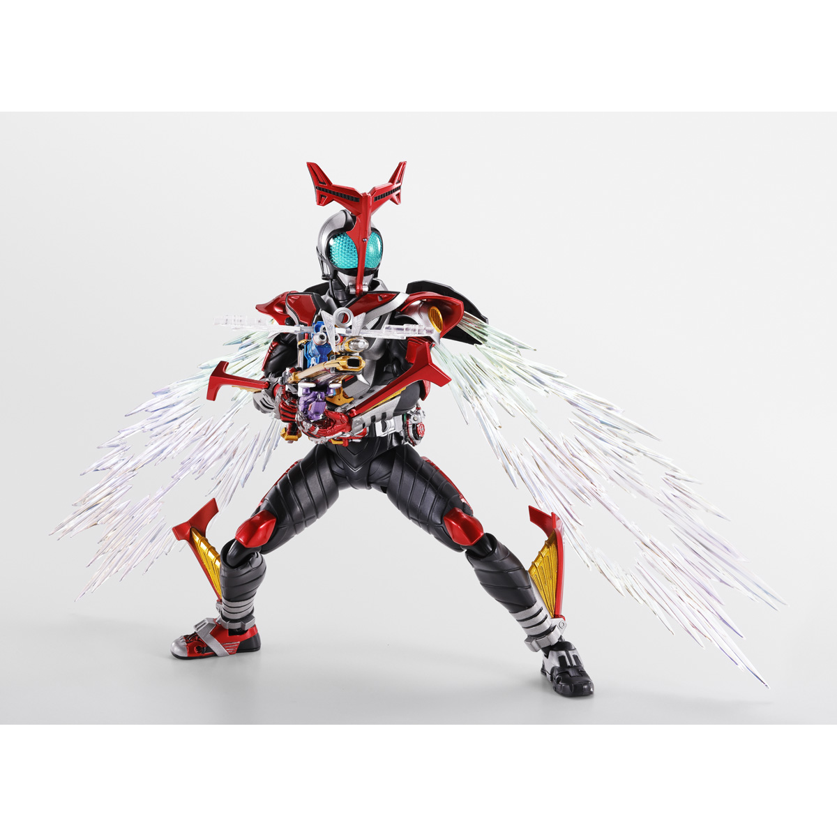 S.H.Figuarts (SHINKOCCHOU SEIHOU) MASKED RIDER KABUTO hyper form