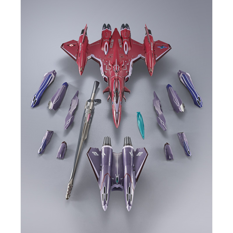 DX CHOGOKIN VF-27γSP SUPER LUCIFER VALKYRIE (BRERA STERNE