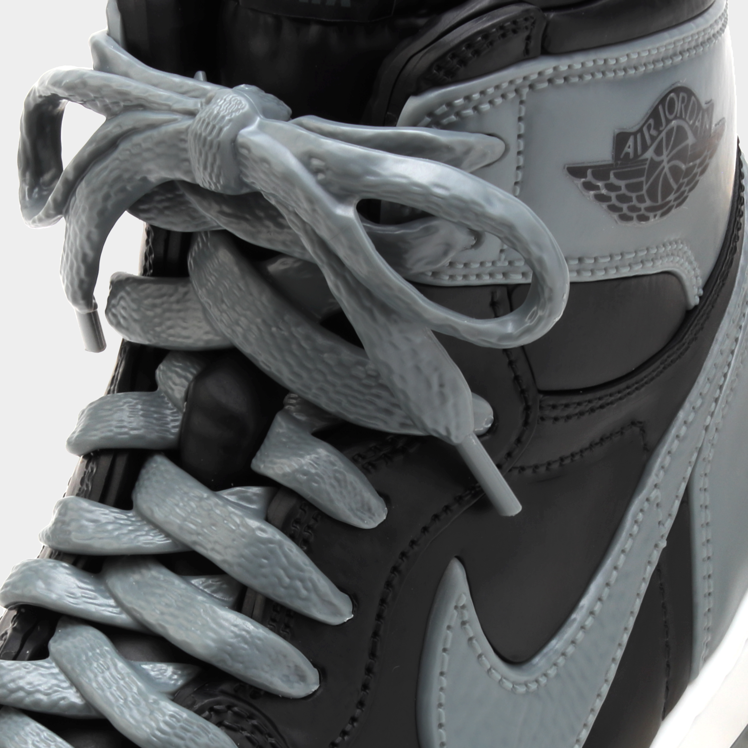 NIKE AIR JORDAN 1 HIGH 85 SHADOW × REVERSE SHADOW MODEL KIT [2025