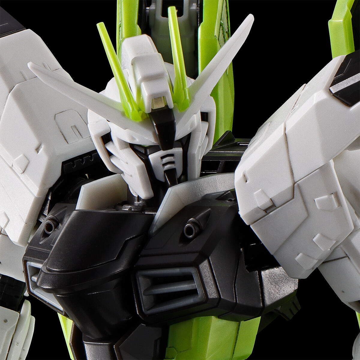 RG 1/144 自由鋼彈 -APEX 英雄 密客 Ver-