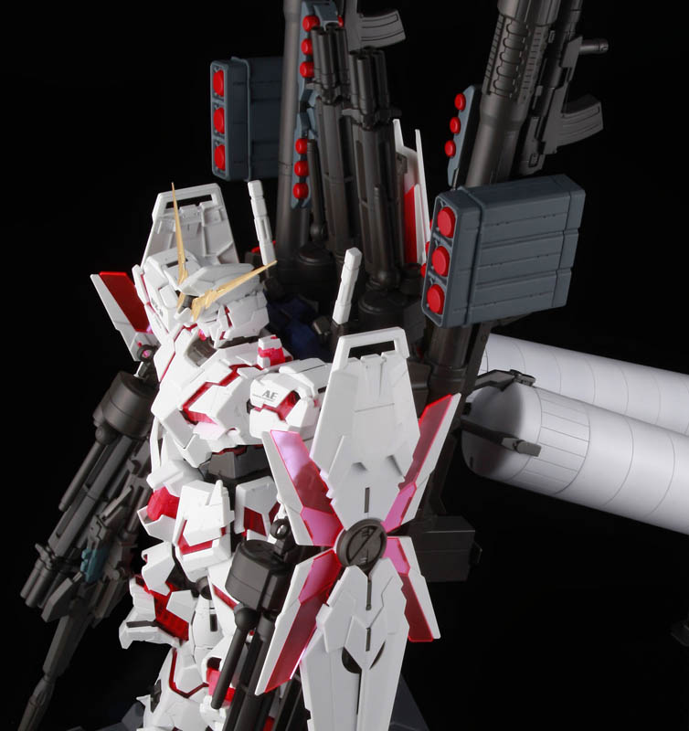 PG 1/60 FULL ARMOR EXPANSION UNIT FOR UNICORN GUNDAM | GUNDAM