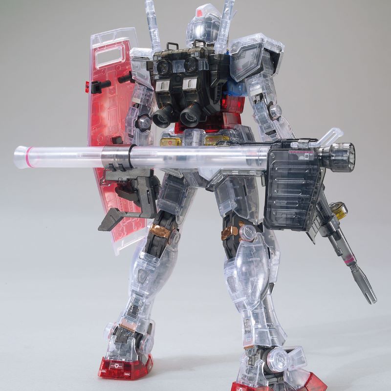 MG 1/100 THE GUNDAM BASE LIMITED RX-78-2 GUNDAM Ver.3.0 [CLEAR