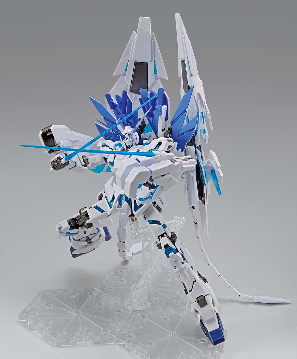 MG 1/100 THE GUNDAM BASE LIMITED UNICORN GUNDAM PERFECTIBILITY
