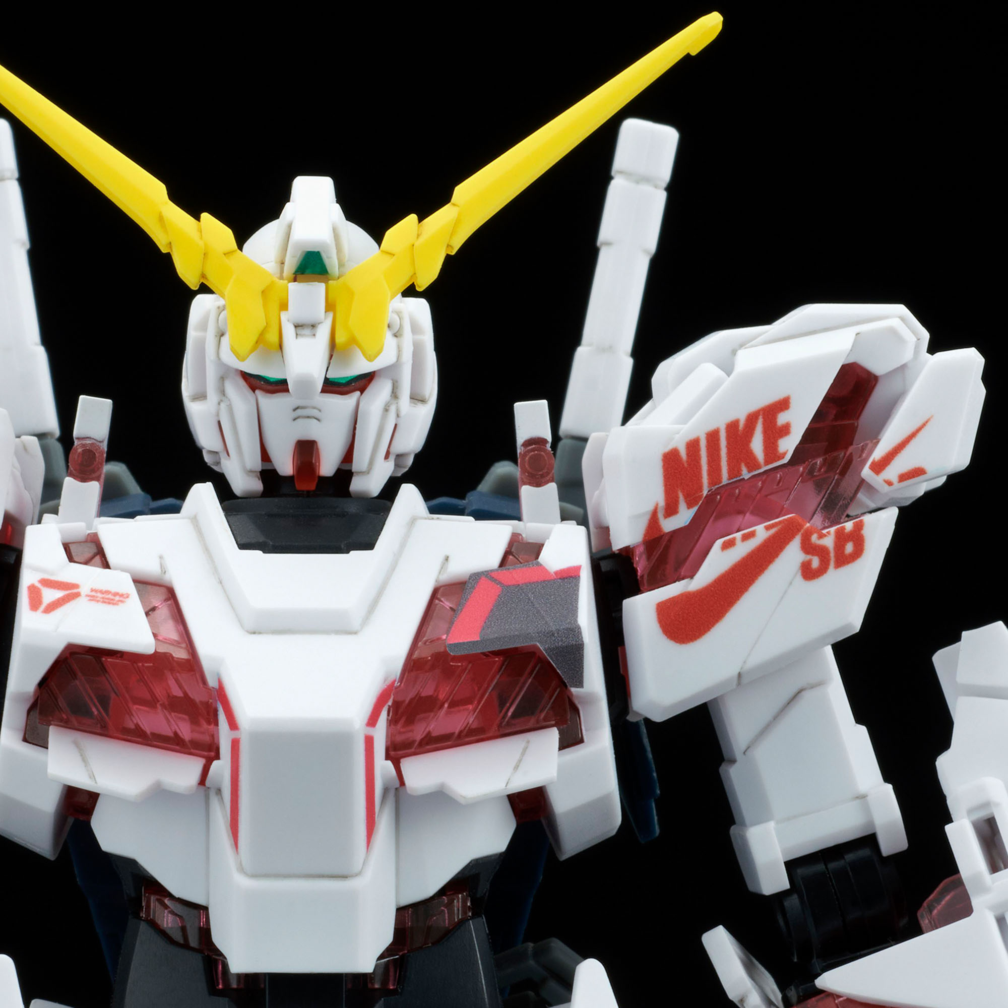 HG 1/144 UNICORN GUNDAM (DESTROY MODE) Ver.NIKE SB | GUNDAM