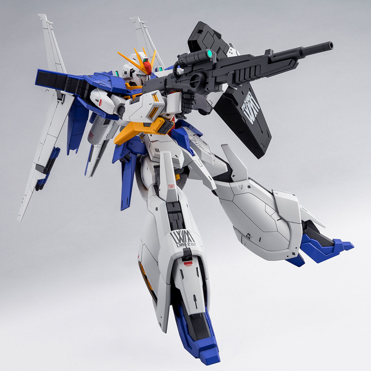 RE/100 1/100 GUNDAM LINDWURM | GUNDAM | PREMIUM BANDAI USA