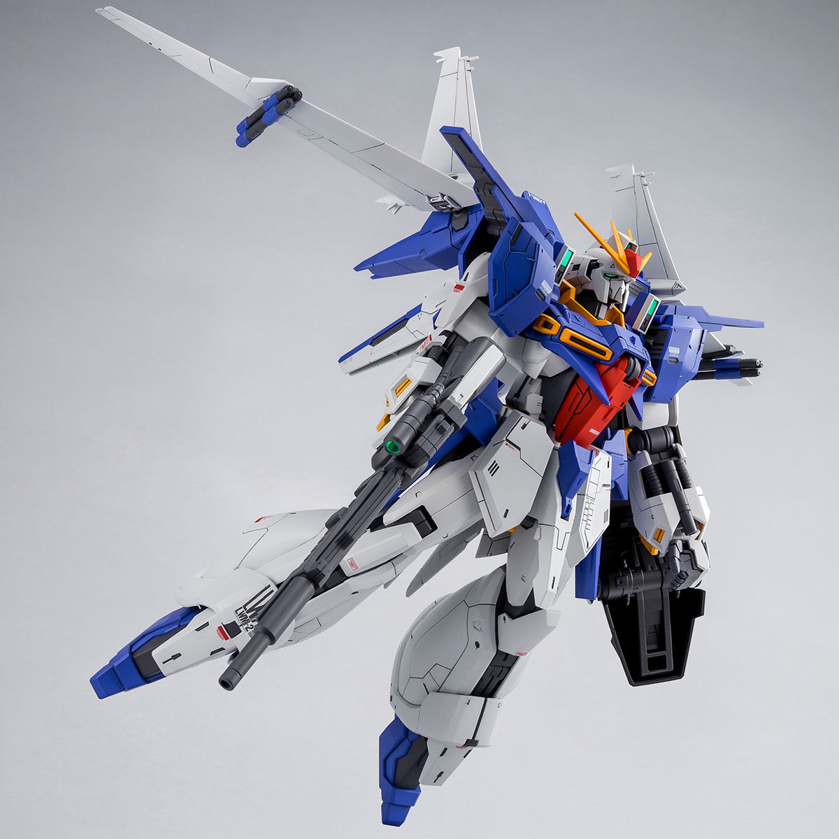 RE/100 1/100 GUNDAM LINDWURM | GUNDAM | PREMIUM BANDAI USA