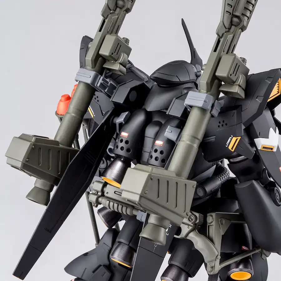 MG 1/100 KÄMPFER SCHWER | GUNDAM | PREMIUM BANDAI USA