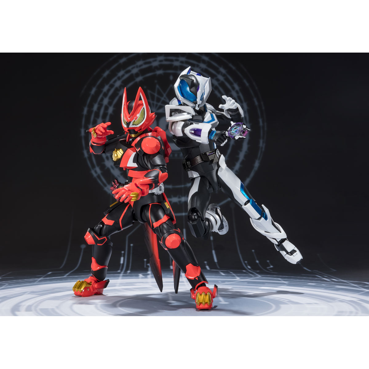 S.H.Figuarts KAMEN RIDER GEATS LASERBOOST FORM ＆ BOOST FORM