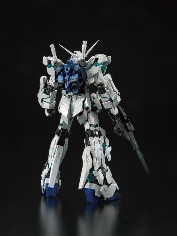 RG 1/144 THE GUNDAM BASE LIMITED RX-0 UNICORN GUNDAM (FINAL