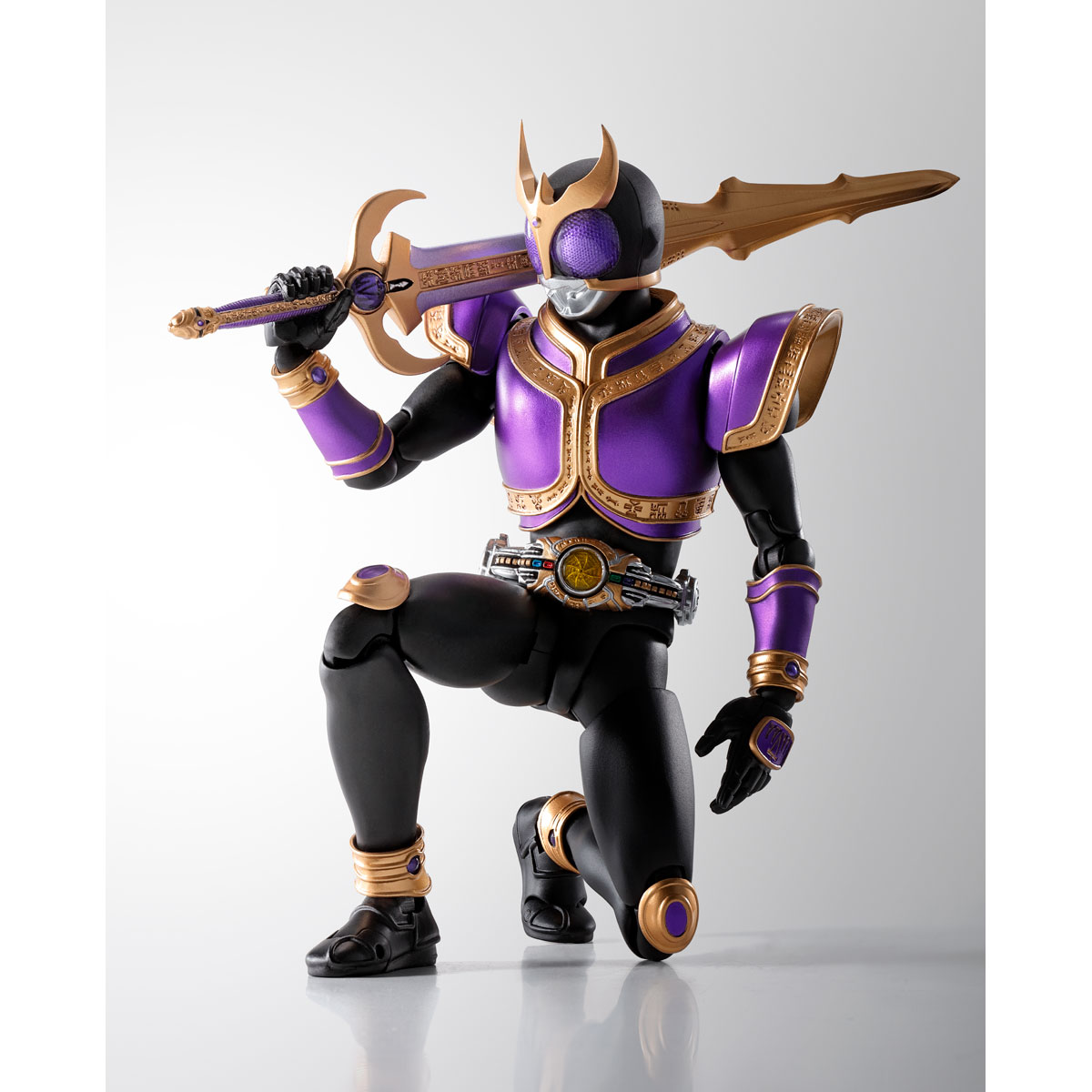 S.H.Figuarts (SHINKOCCHOU SEIHOU) MASKED RIDER KUUGA RISING TITAN