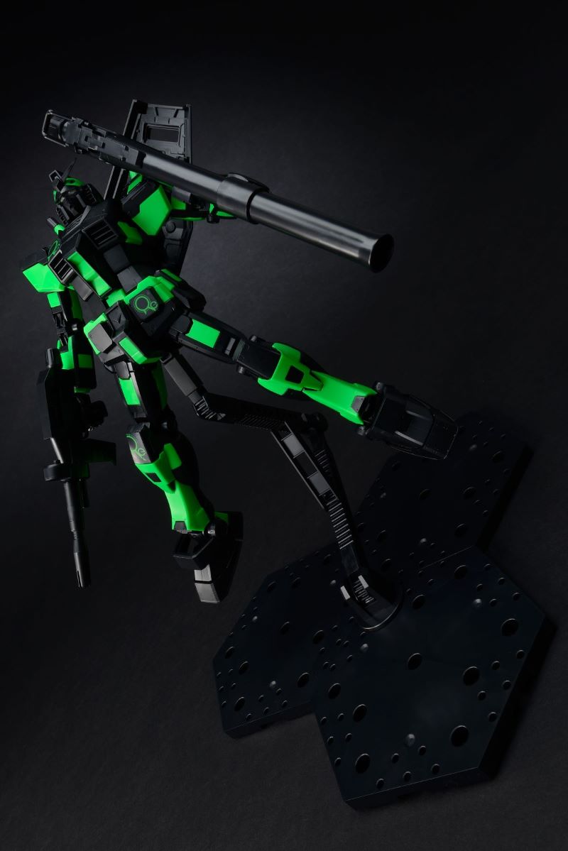 MG RX-78-2 ガンダム Ver.3.0 ネオングリーン BANDAI MG RX-78-2 GUNDAM Ver.3.0 RECIRCULATION COLOR NEON