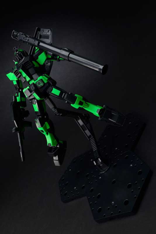 MG 1/100 RX-78-2 GUNDAM Ver.3.0 [RECIRCULATION COLOR/NEON GREEN