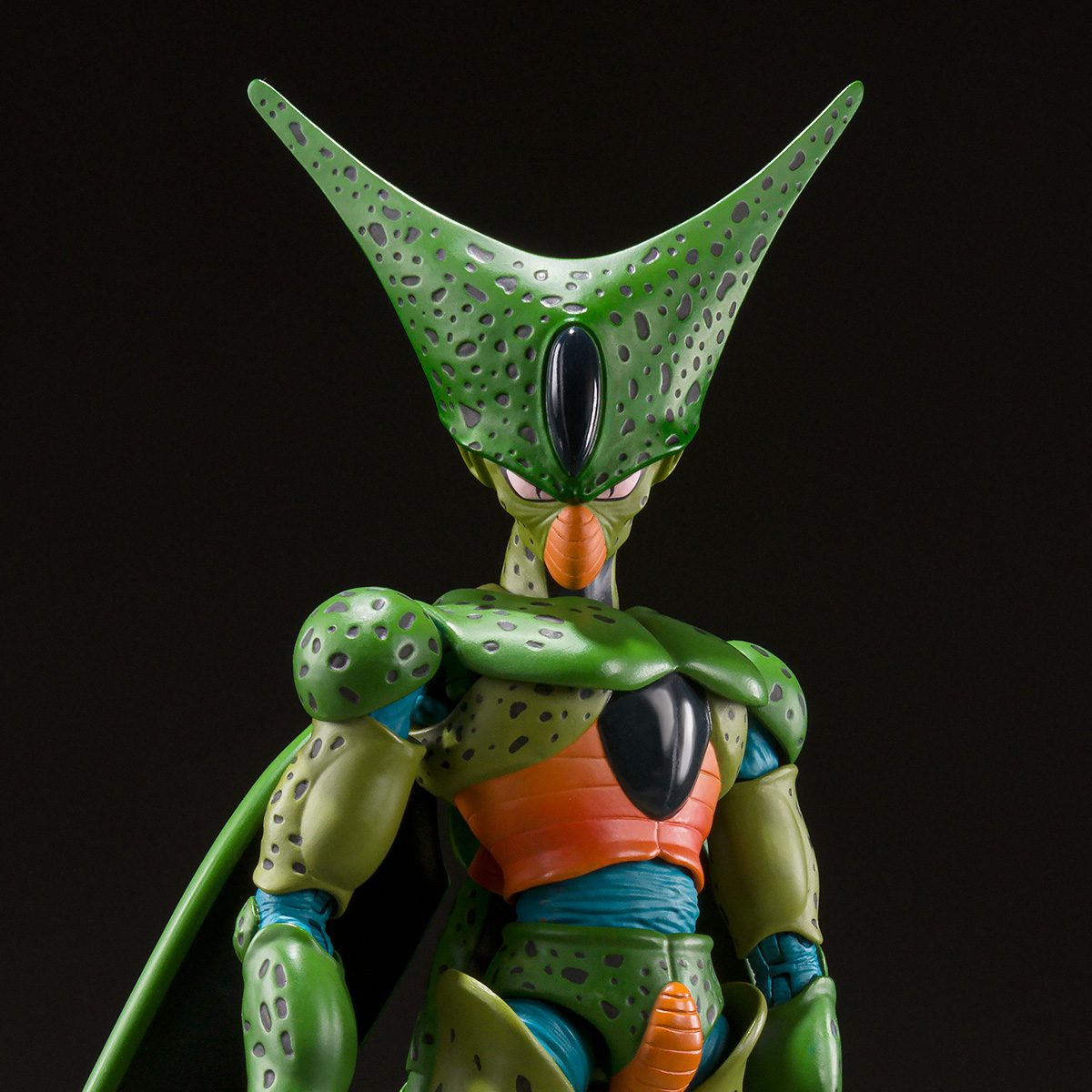 S.H.Figuarts CELL FIRST FORM | DRAGON BALL | PREMIUM BANDAI USA ...
