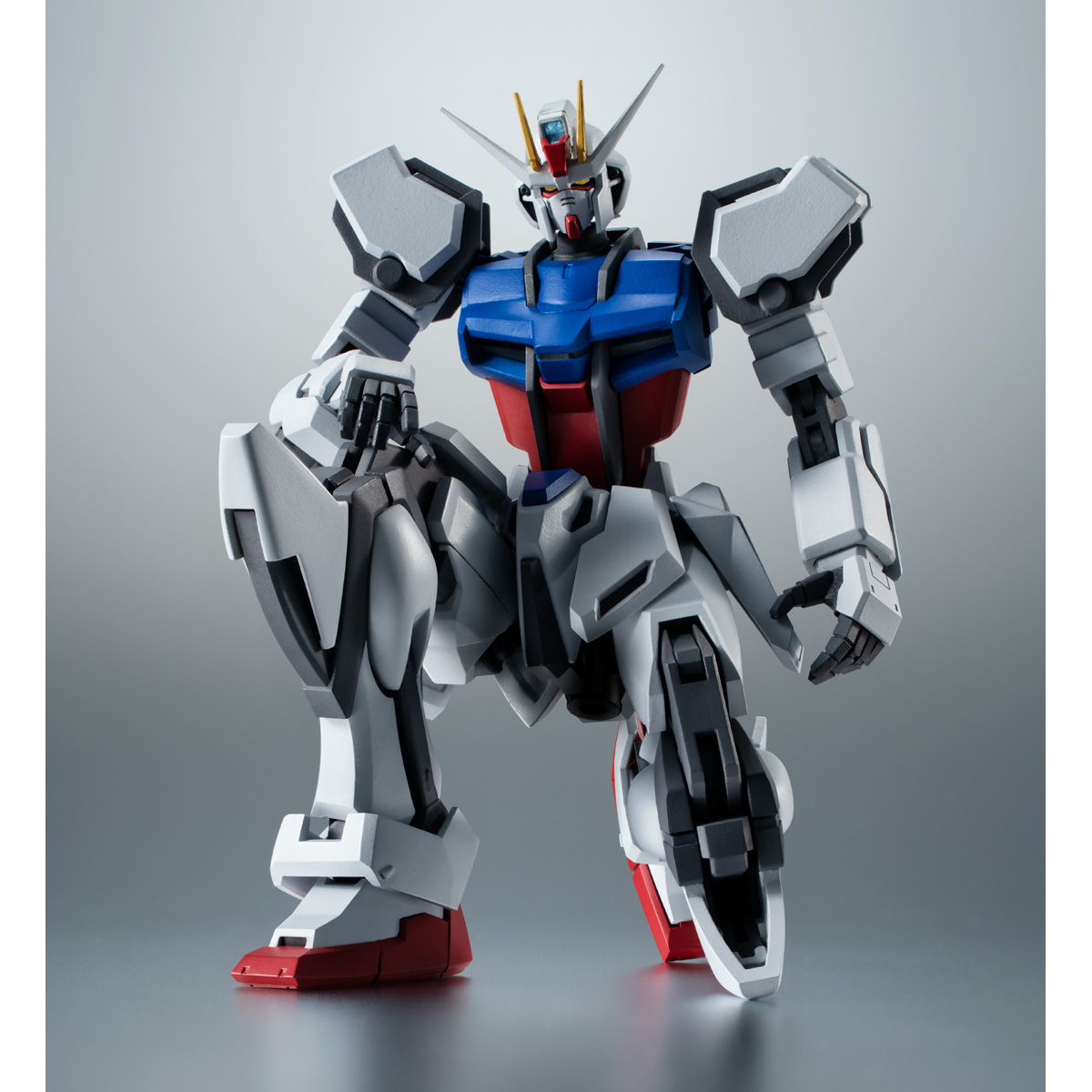 ロボット LBUILD GAT-X105 STRIKE GUNDAM Amazon.com: TAMASHII NATIONS - Mobile Suit Gundam SEED - GAT-X105