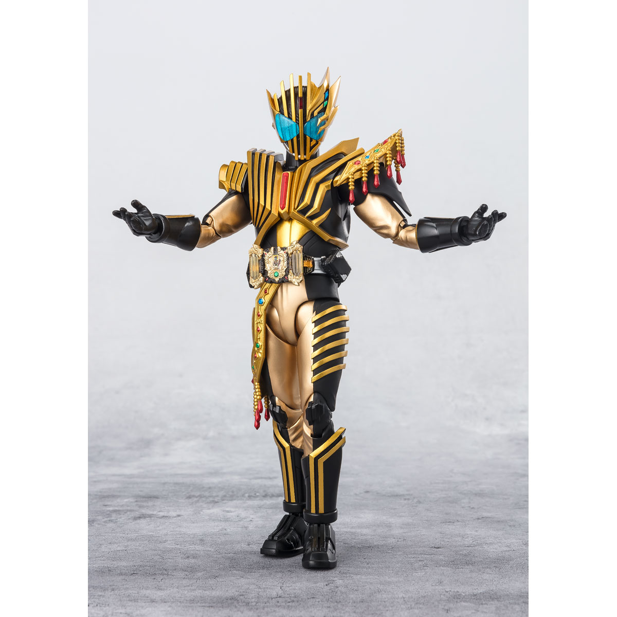 S.H.Figuarts KAMEN RIDER LEGEND | Kamen Rider | PREMIUM BANDAI USA