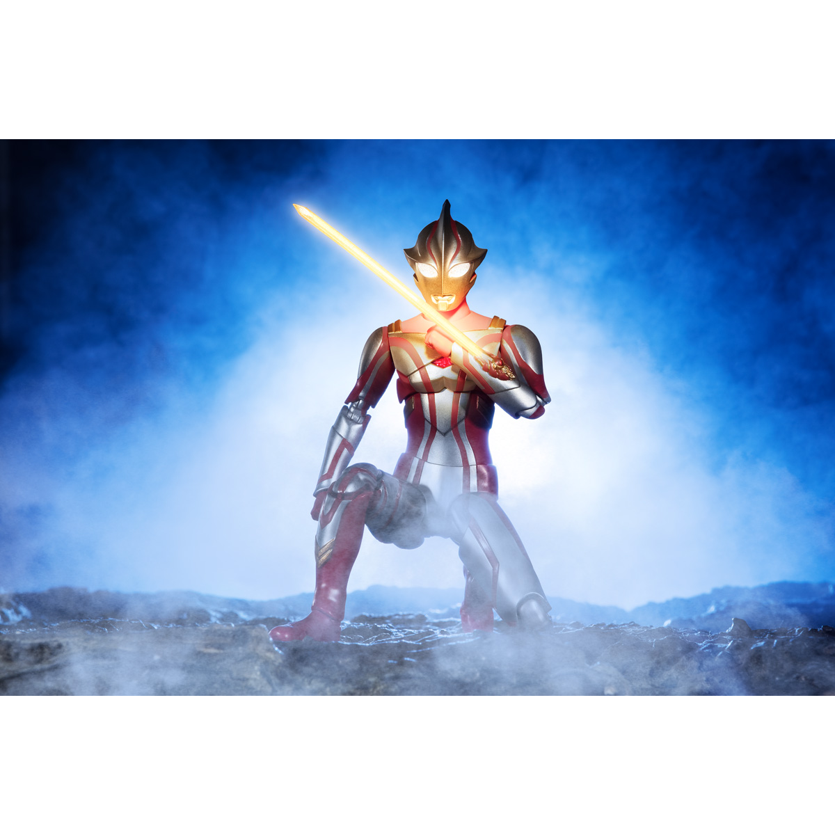S.H.Figuarts ULTRAMAN MEBIUS | ULTRAMAN | PREMIUM BANDAI USA