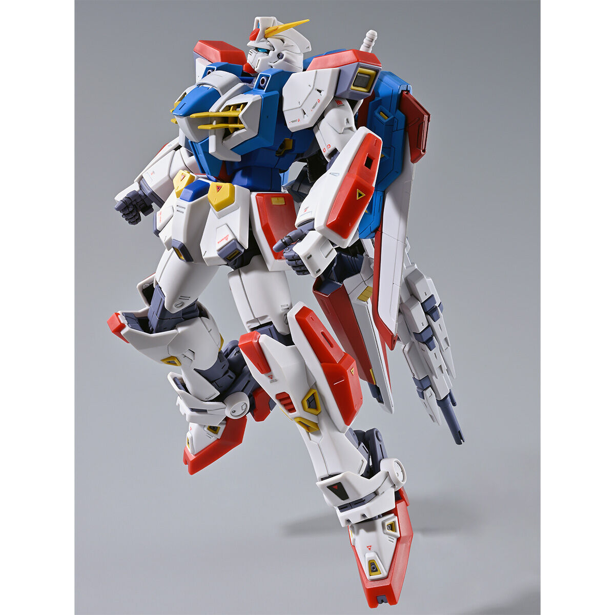 バンダイ(BANDAI) MG 1/100 ガンダムF90 Amazon.com: BANDAI MG 1/100 Gundam F90 [Mars Independent