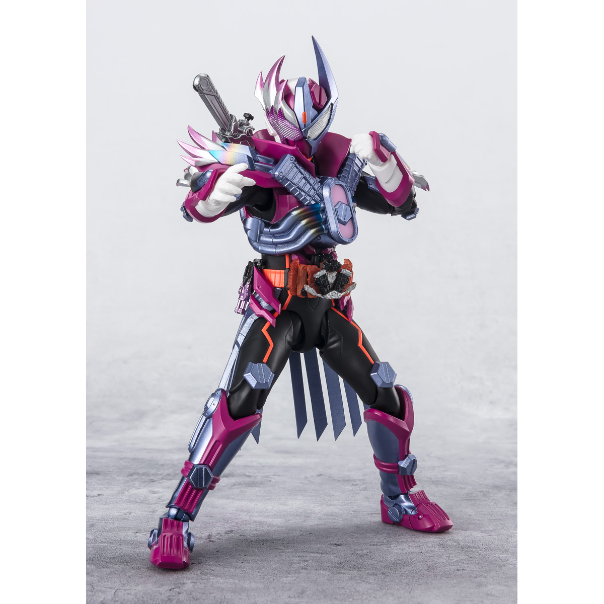 S.H.Figuarts KAMEN RIDER VALVARAD | Kamen Rider | PREMIUM BANDAI