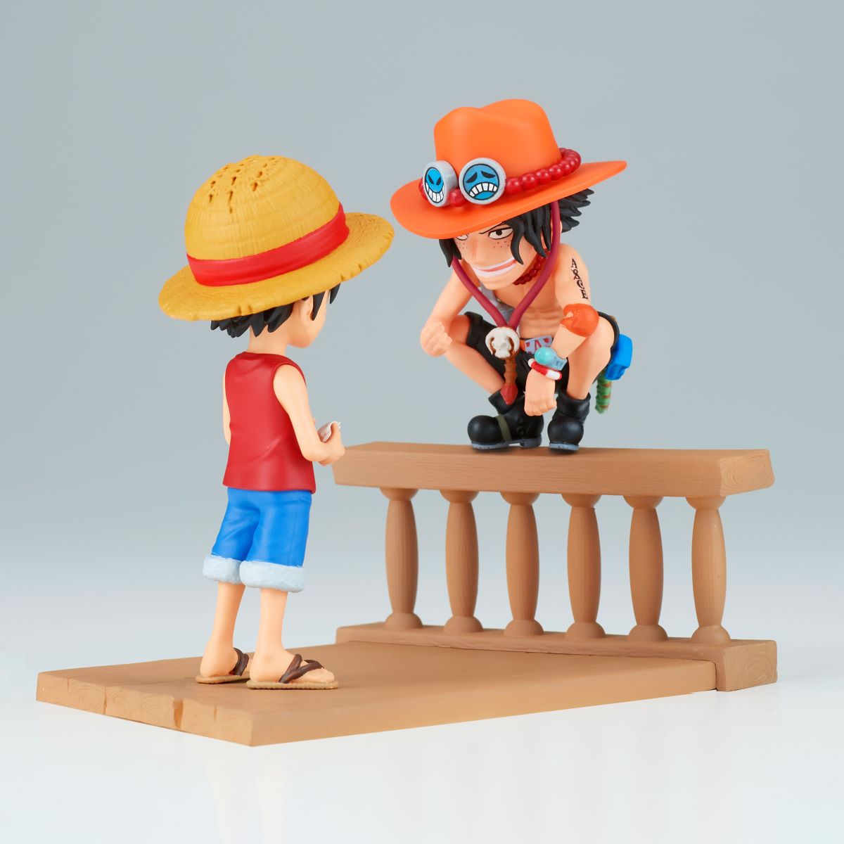 ONE PIECE WORLD COLLECTABLE FIGURE LOG STORIES-MONKEY.D.LUFFY