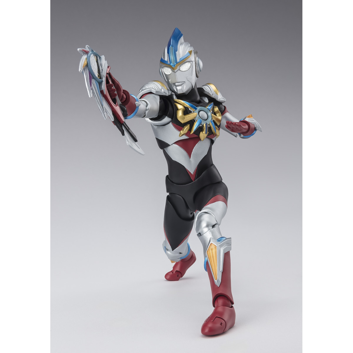 S.H.Figuarts ULTRAMAN ORB ORB TRINITY | ULTRAMAN | PREMIUM BANDAI