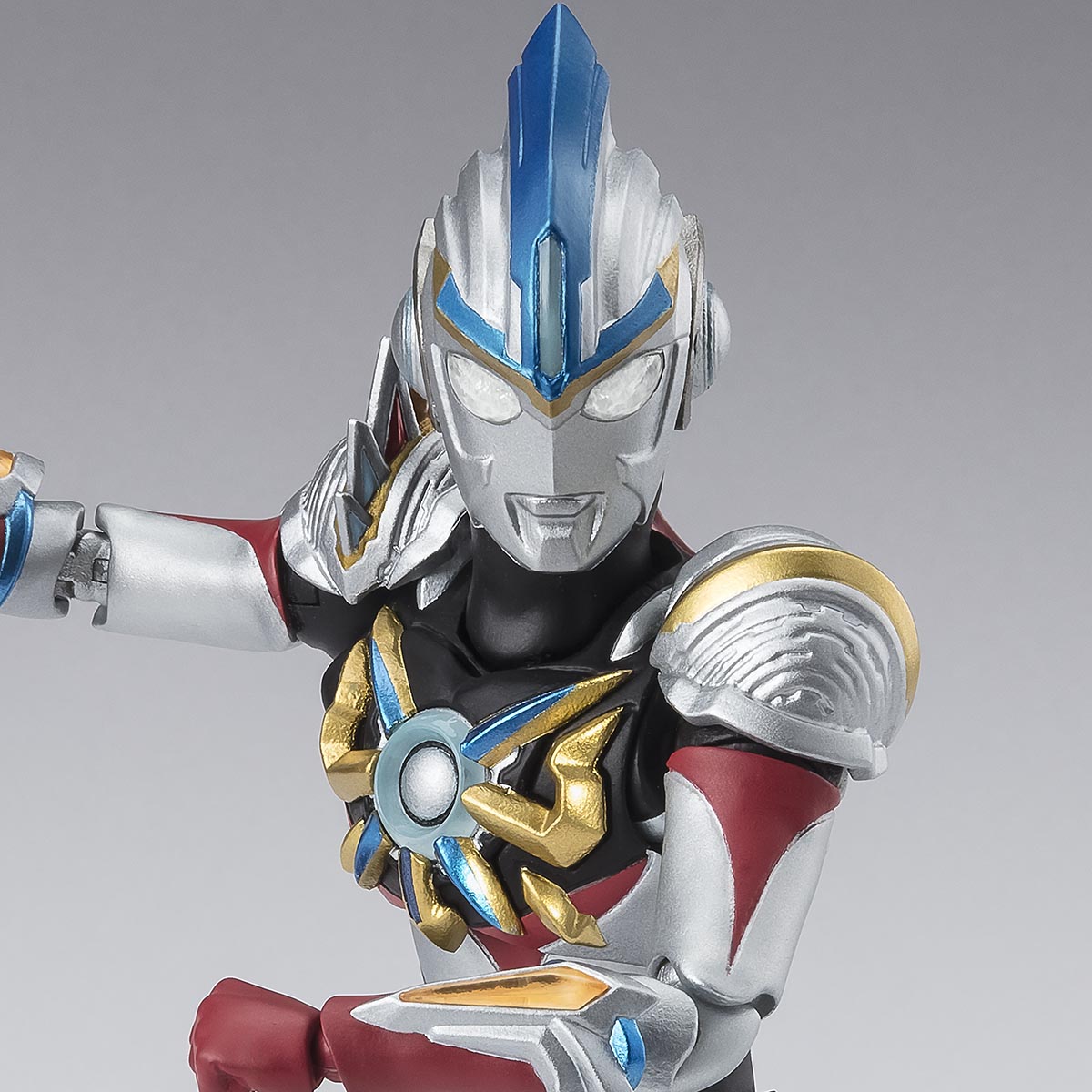 S.H.Figuarts ULTRAMAN ORB ORB TRINITY | ULTRAMAN | PREMIUM BANDAI