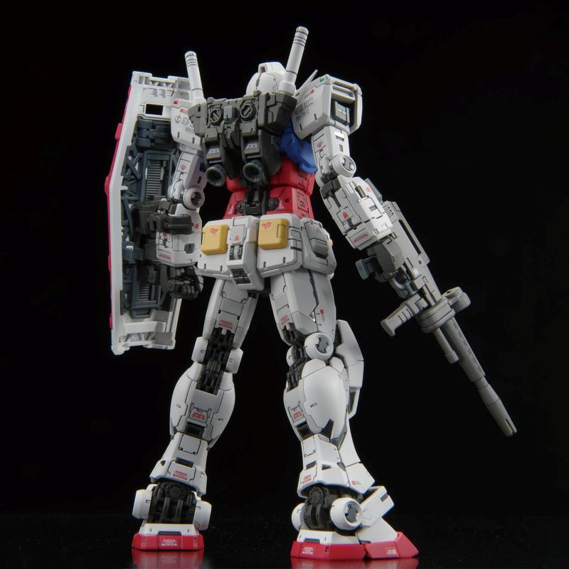 RG 1/144 RX-78-2 GUNDAM Ver.2.0 | GUNDAM | PREMIUM BANDAI USA