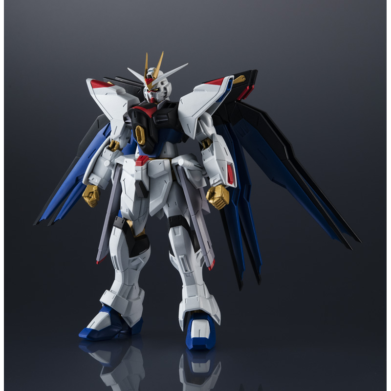 Gundam Universe ZGMF-X20A Strike Freedom Gundam | GUNDAM | PREMIUM