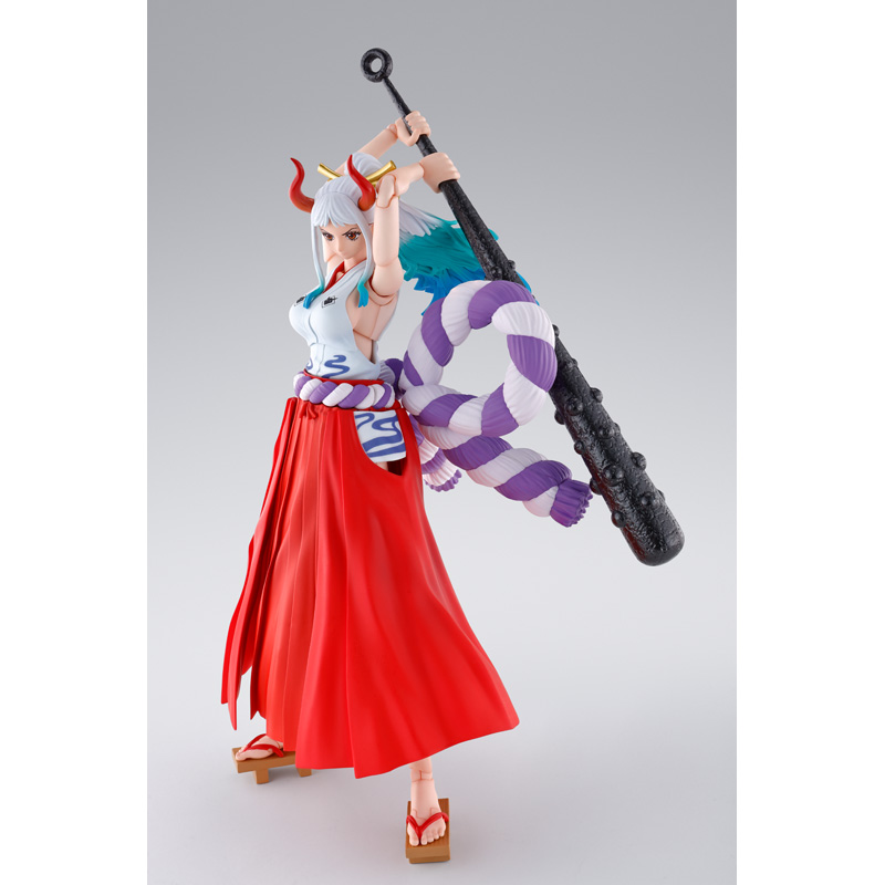 S.H.Figuarts ヤマト 『ONE PIECE』 Yamato | ONE PIECE | PREMIUM BANDAI USA [Official