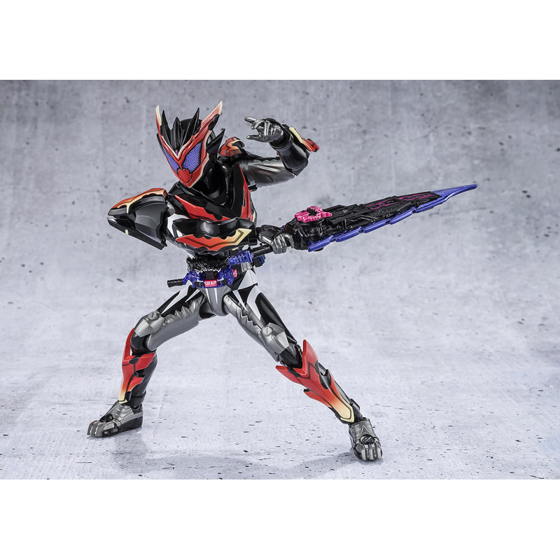 S.H.Figuarts KAMEN RIDER BITTER GAVV SPARKINGUMMY FORM