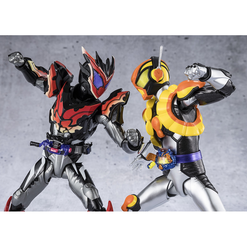 S.H.Figuarts KAMEN RIDER BITTER GAVV SPARKINGUMMY FORM