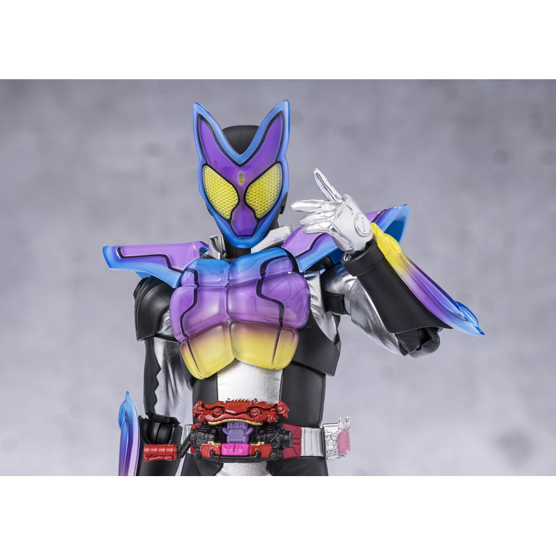 S.H.Figuarts KAMEN RIDER GAVV BLIZZARD SORBET FORM | Kamen Rider
