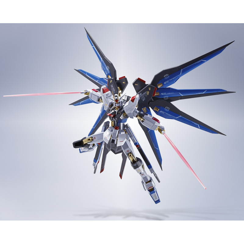 BANDAI メタルロボット魂 STRIKE FREEDOM GUNDAM Amazon.com: TAMASHII NATIONS - Mobile Suit Gundam Seed Destiny