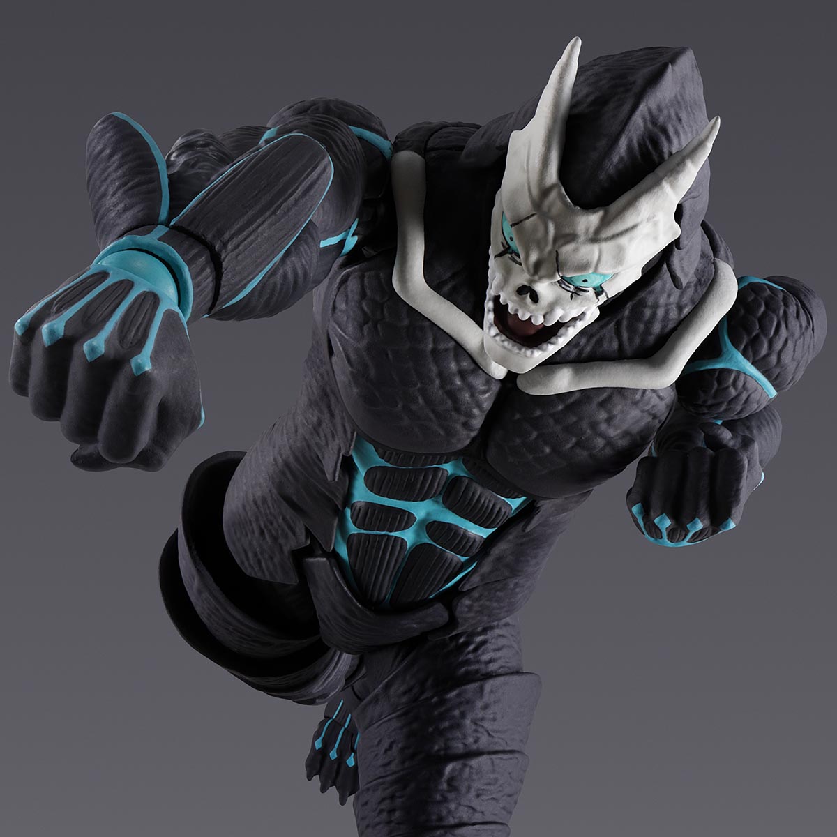 S.H.Figuarts Kaiju No. 8 | Kaiju No. 8 | PREMIUM BANDAI USA