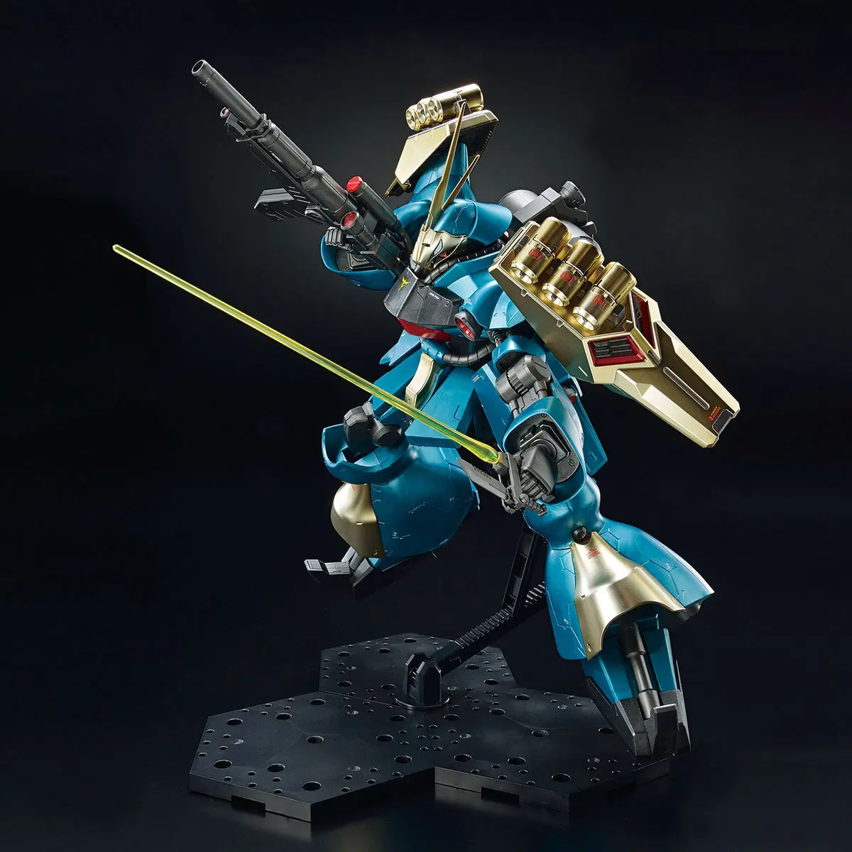 RE/100 1/100 GYUNEI GUSS'S JAGD DOGA [SPECIAL COATING] | GUNDAM
