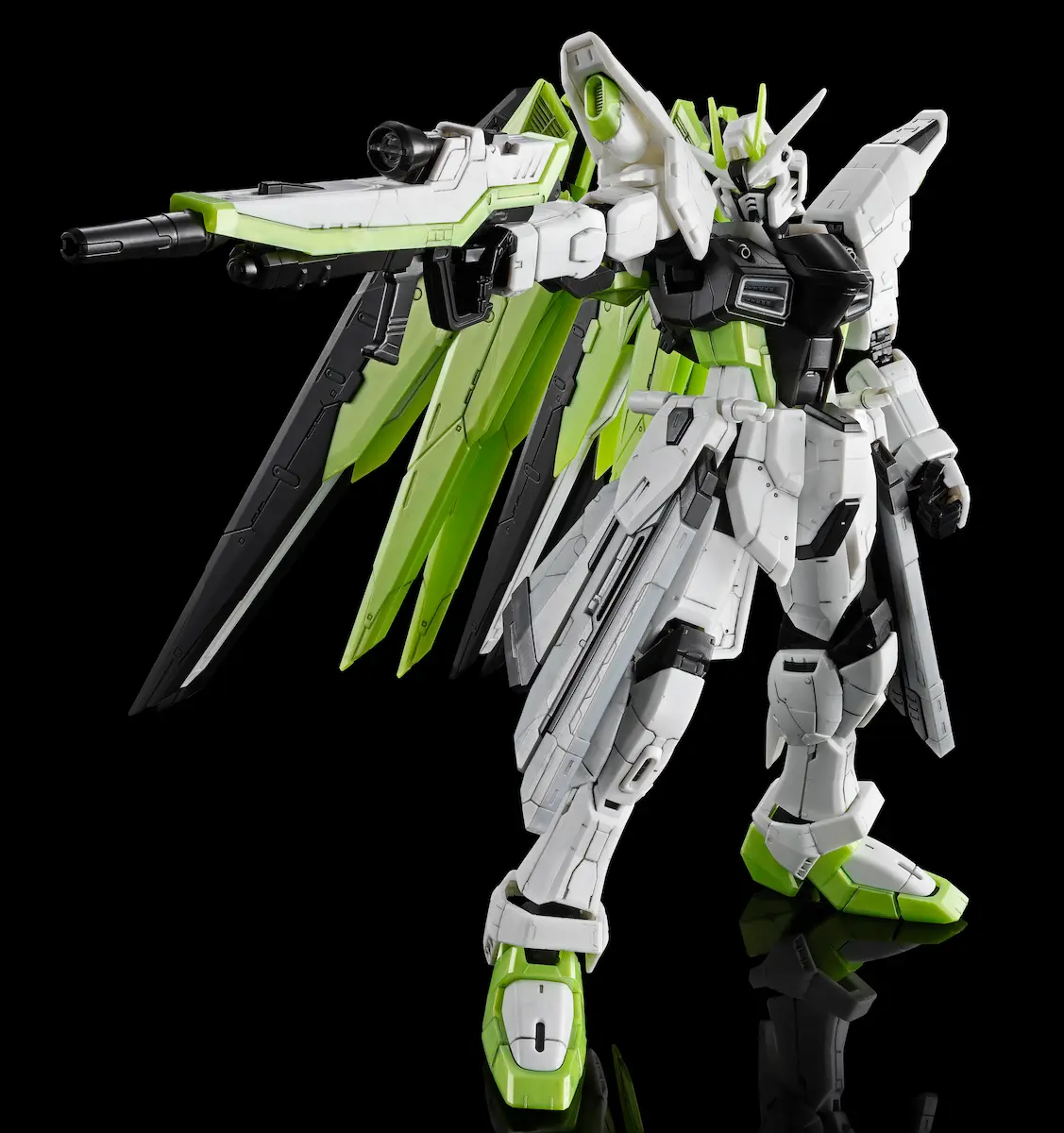 RG 1/144 FREEDOM GUNDAM -APEX LEGENDS™ Crypto Ver- | GUNDAM