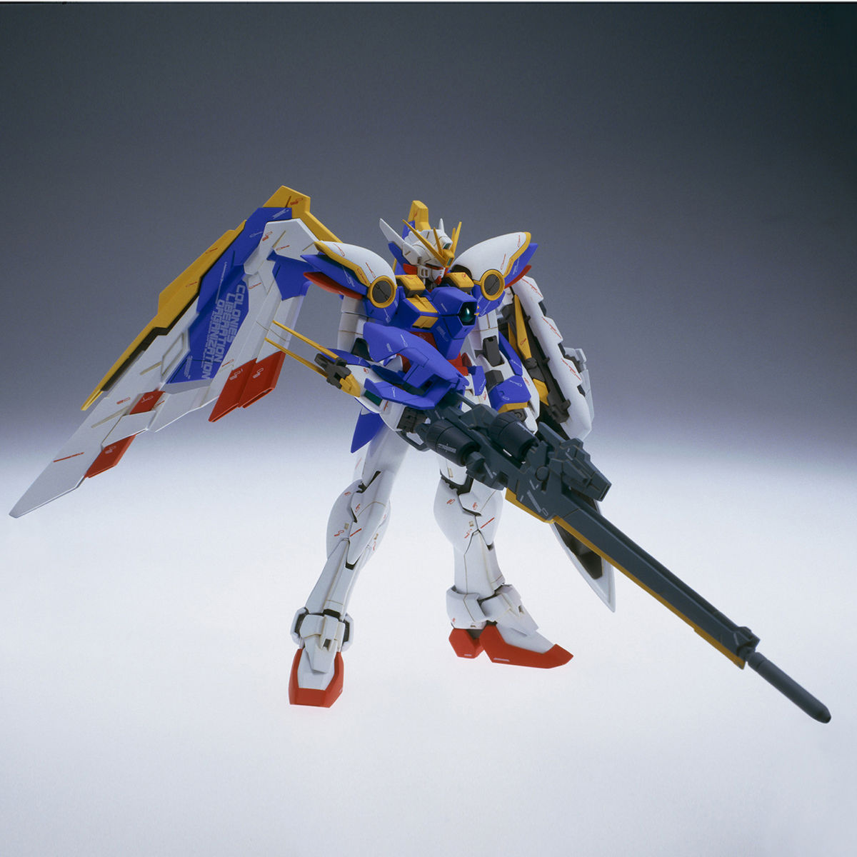 MG 1/100 Wing Gundam (Ver. Ka) | GUNDAM | PREMIUM BANDAI USA