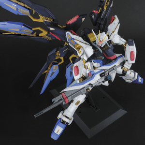 ☆*☆様 BANDAI 1/60 STRIKE FREEDOM GUNDAM PG 1/60 Strike Freedom Gundam | GUNDAM | PREMIUM BANDAI USA